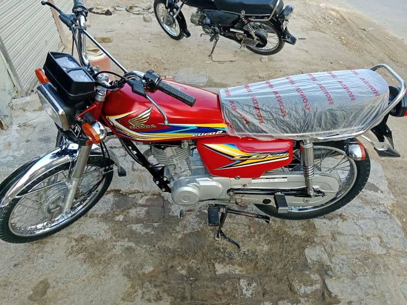 Honda 125 Bhalpur numbr 1