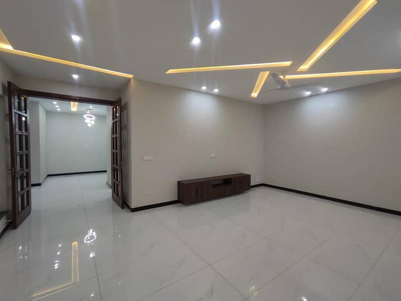 BEST FOR LIVING PURPOSES PRIME LOCATION UPPER PORTION AVAILABLE FOR RENT IN DHA ISB 24