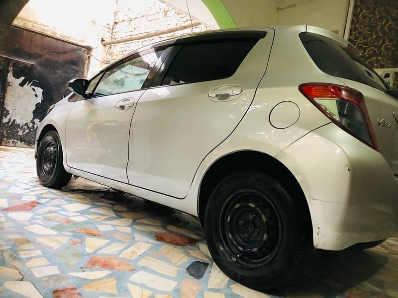 Toyota Vitz 2014 6