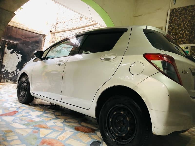 Toyota Vitz 2014 7