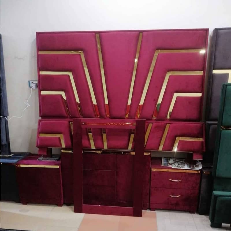 bed / double bed / king size bed / poshish bed / bed set / side tabl 7