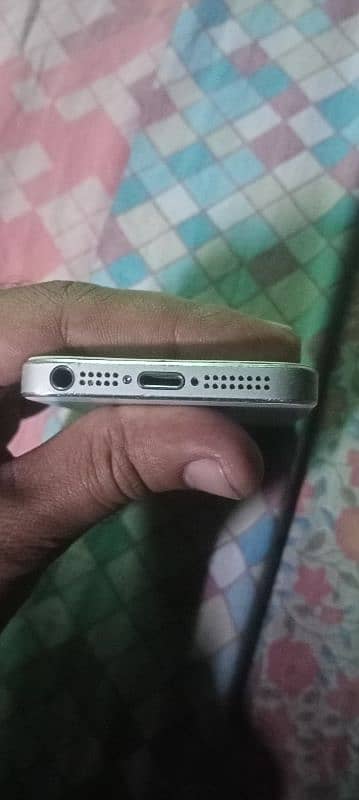 iphone 5 for urgent sell 2