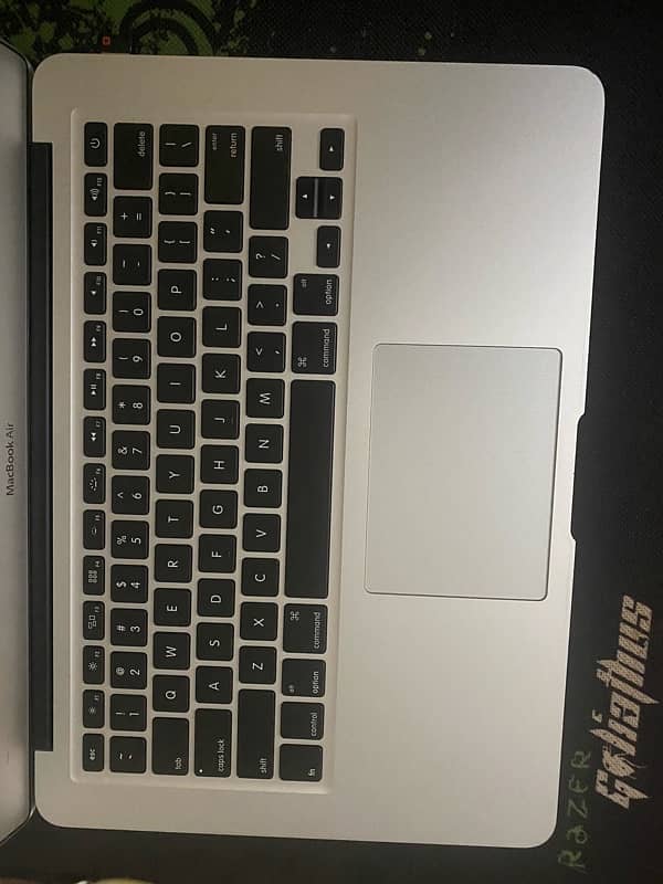 MacBook Air 2015 CTO 4