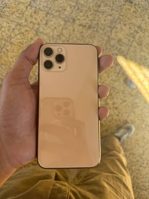 I phone 11 pro 256gb  non 2