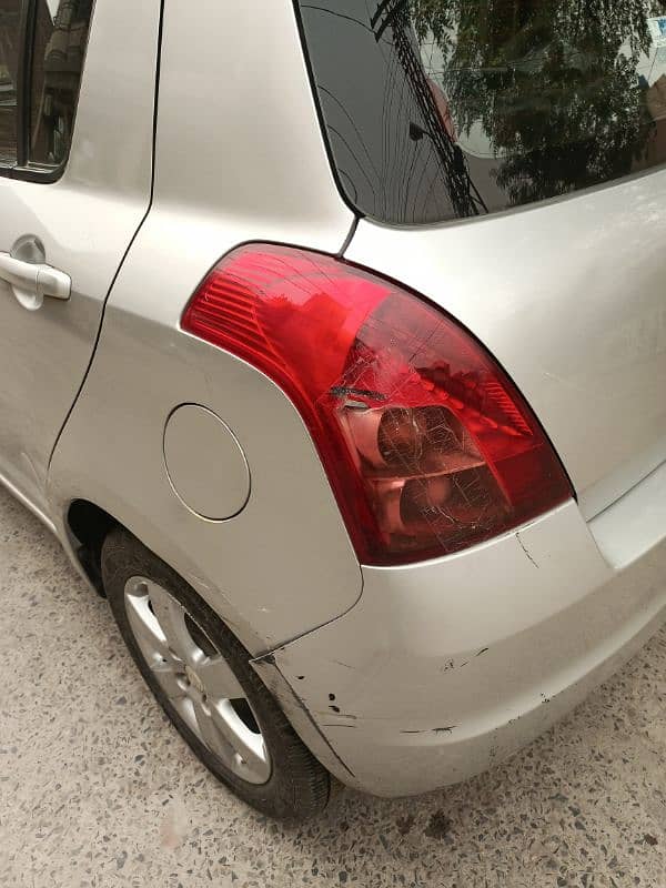 Suzuki Swift dlx 1.3 2021 manual 9