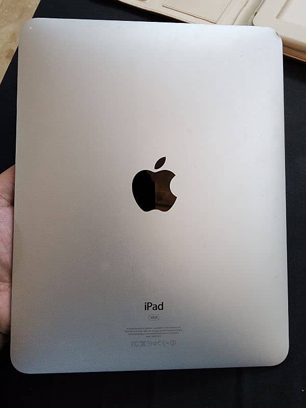 Apple iPad 1 1