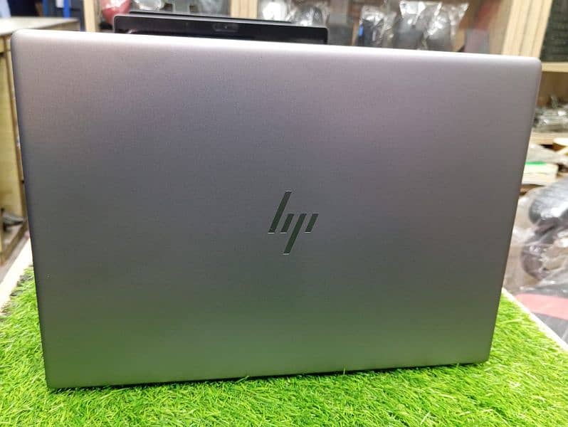 Hp zbook 14u g6 i5 8th gan 8 gb 256 gb 4