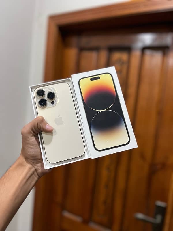 iphone 14 pro with box 0