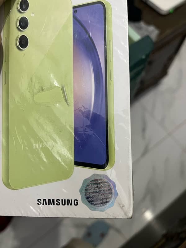 Samsung Galaxy A54 5G 8gb/256 GB Brand new Seal Packed 4