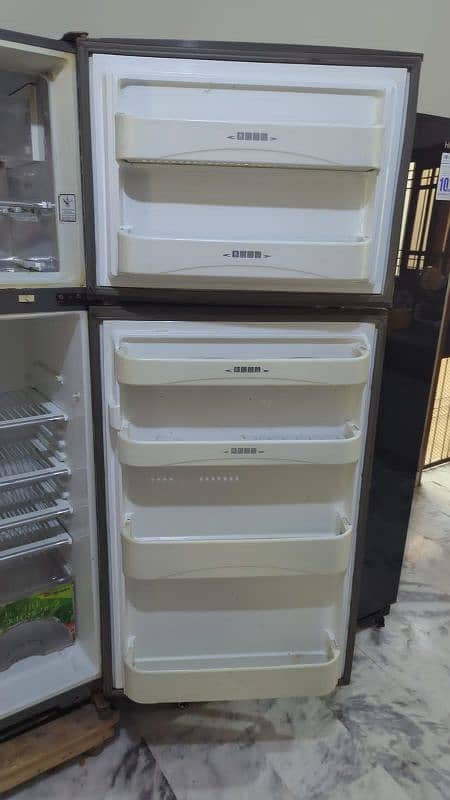 DAWLANCE 91996hz fridge  (20 cubic) 4