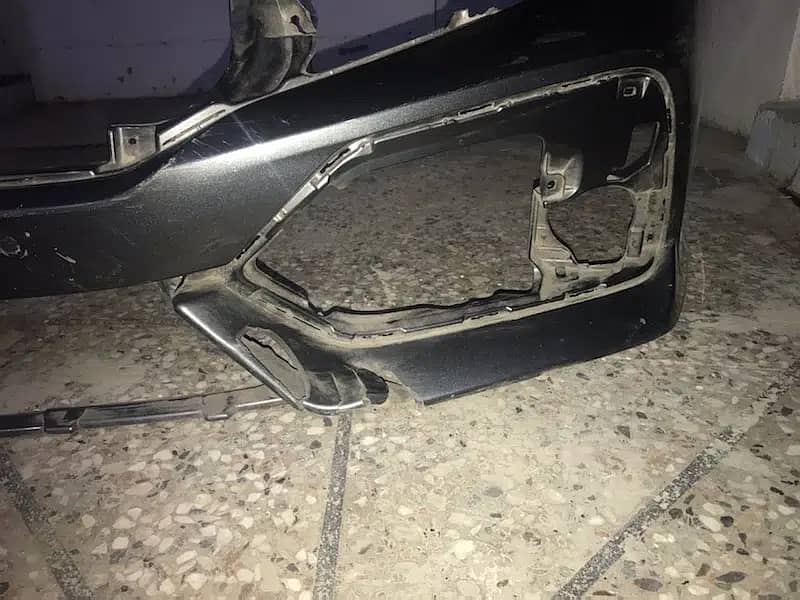 Honda Civic Turbo front Bumper 12