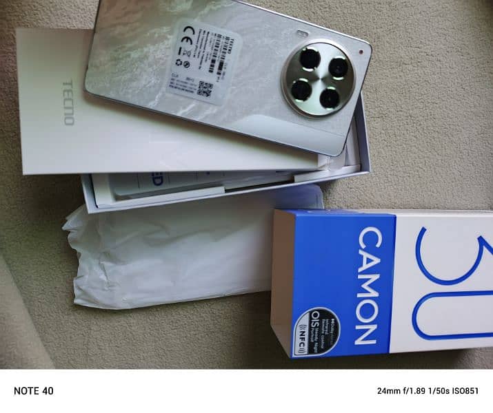 Camon 30 12+6GB 256GB Complete Saman White Colour 2