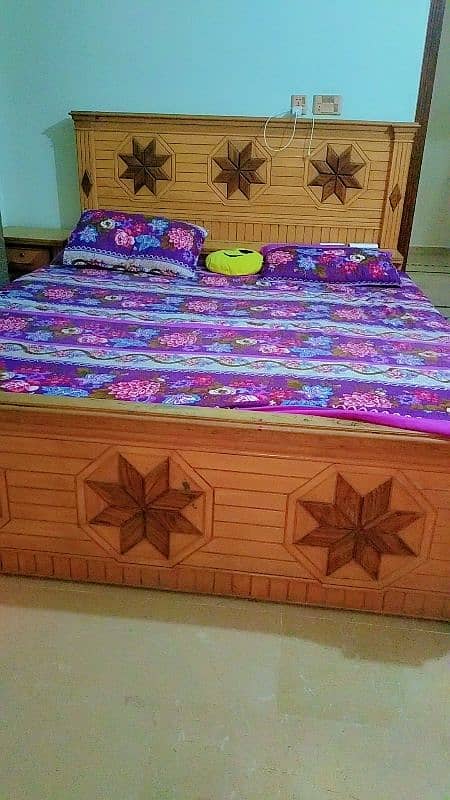 king size wooden bed , dressing , woadrobe 2