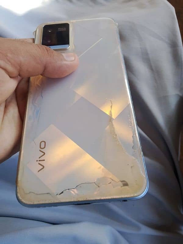 vivo y21 4 Ram 64 memory he all ok he only mobile he 9