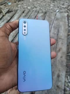 Vivo S1