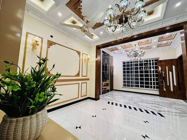 5 Marla Full House For Rent Ultra Luxury Modern style House Brand New First Entry Available For Rent In CC Block Bahria Town Lahore 8