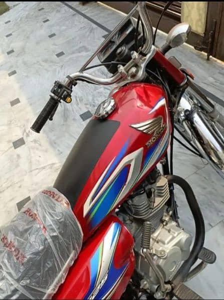 Honda 125 2022 1