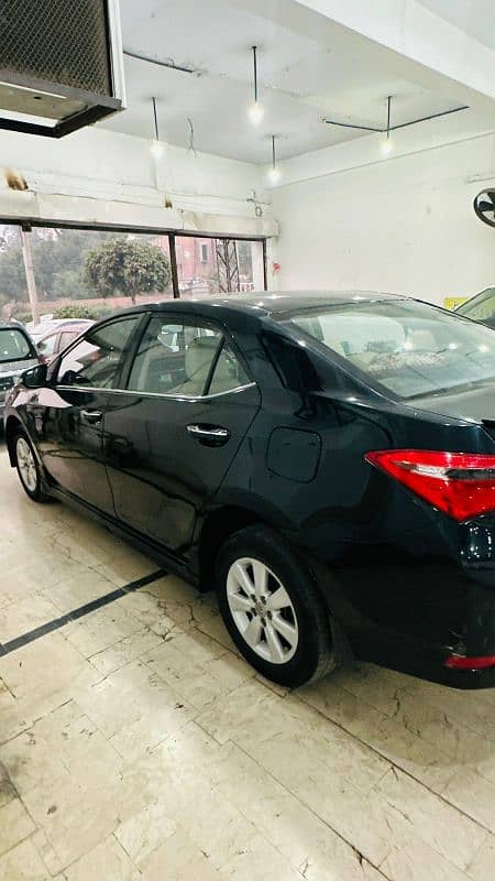 Toyota Corolla Altis 2016 Model 3