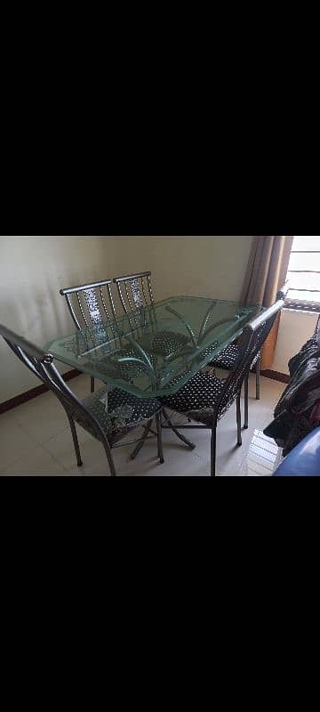 Dining table for sale 1