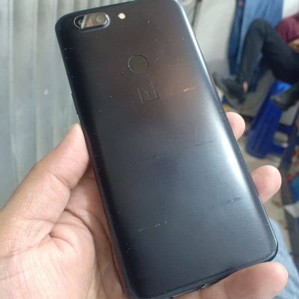 One plus 5T n One plus 6T, only call 03174359182 0