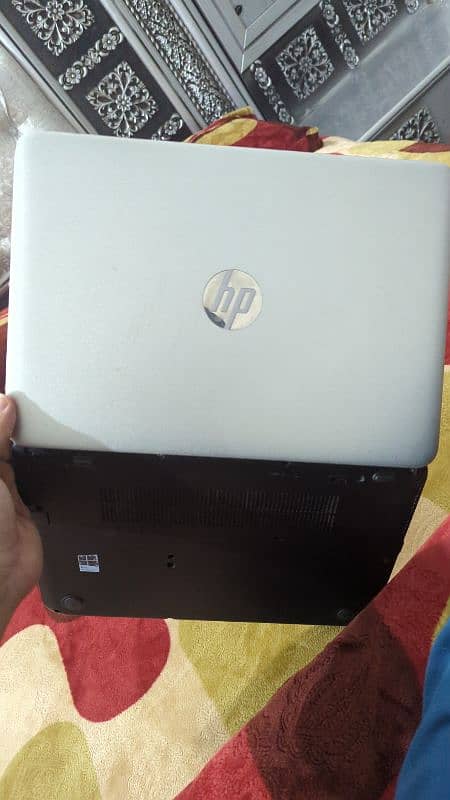 HP laptop core i5 6 gen 3