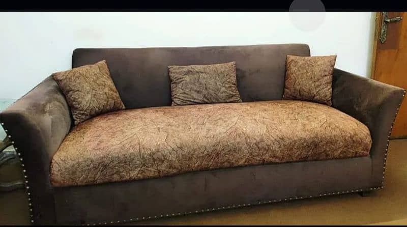 3+2 sofa set 0