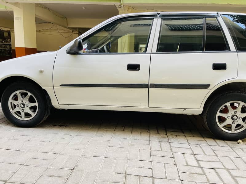 Suzuki Cultus VXR 2012 Cultus 3