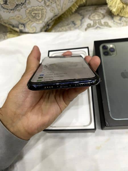 IPHONE 11 PRO MAX PTA 7