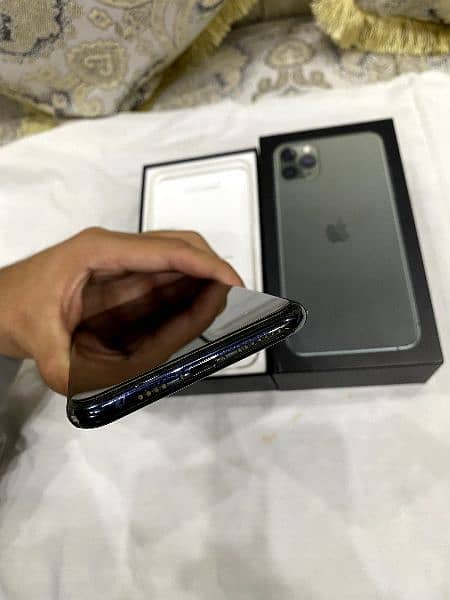 IPHONE 11 PRO MAX PTA 14