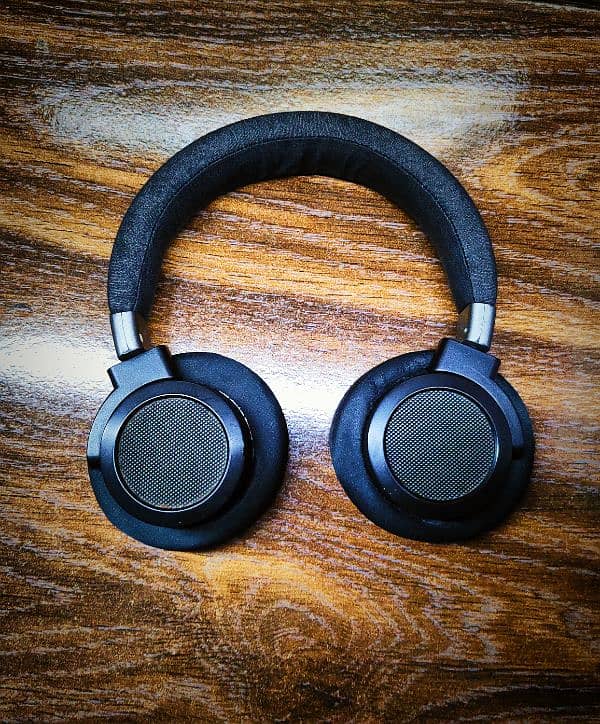 Headphones | wireless | wired | Bluetooth | miniso 1