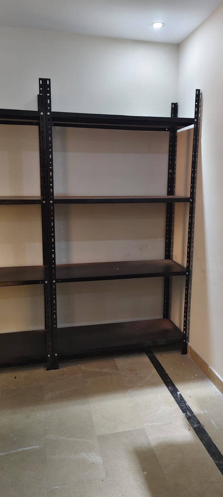 Racks/ super store racks/ industrial racks/ pharmacy racks /Mart Rack 16