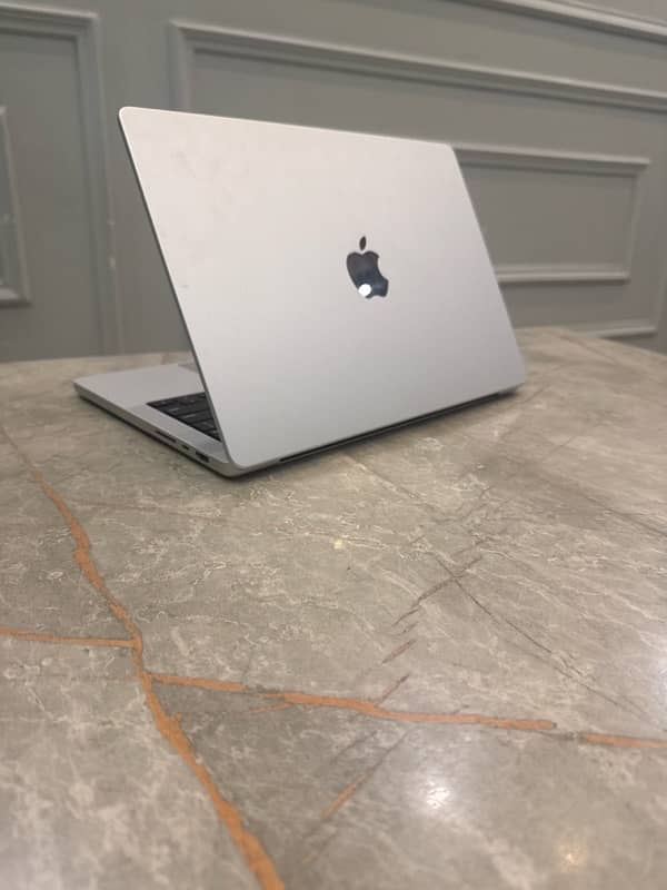 Apple Macbook Pro 2021 14-inch 2