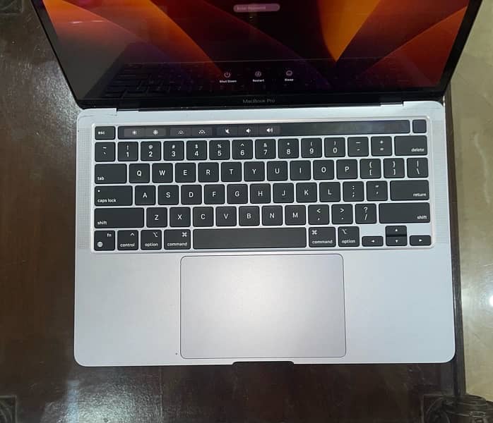 MacBook Pro M1 8/256 (Used) - Powerhouse Performance at a Great Price! 1