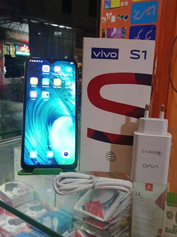 vivo S1 (8Gb/256Gb) Ram full new with Box and charger lush condition 2