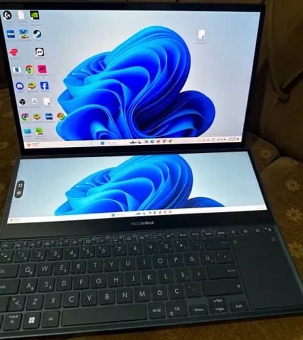 Auszenbook double screen 2