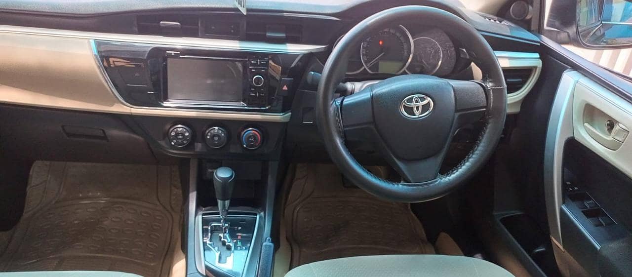 Toyota Corolla Altis Automatic 1.6 2016 7