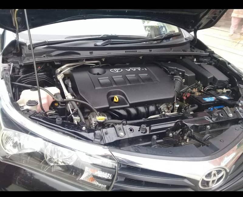 Toyota Corolla Altis Automatic 1.6 2016 8