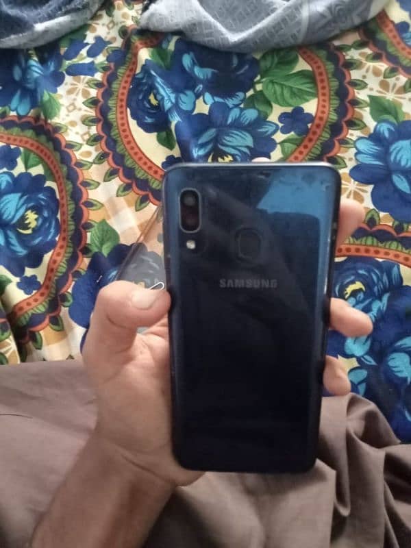 Samsung a20 0