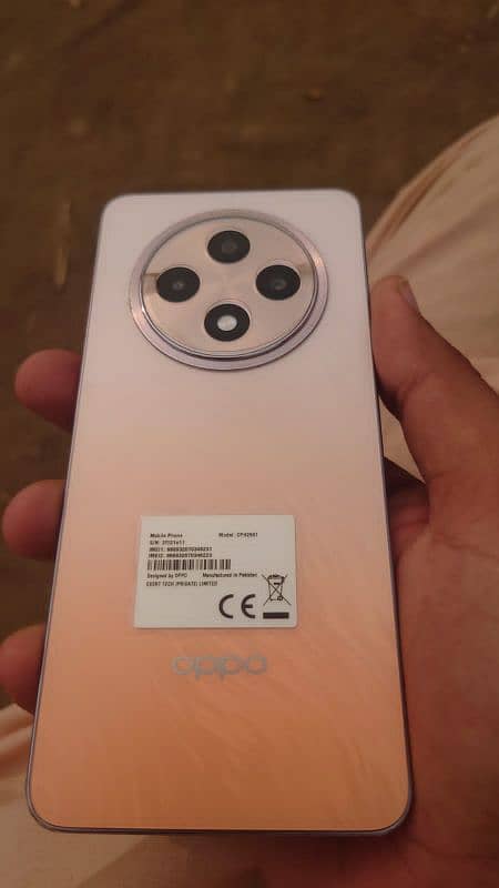 oppo Reno 12F 1