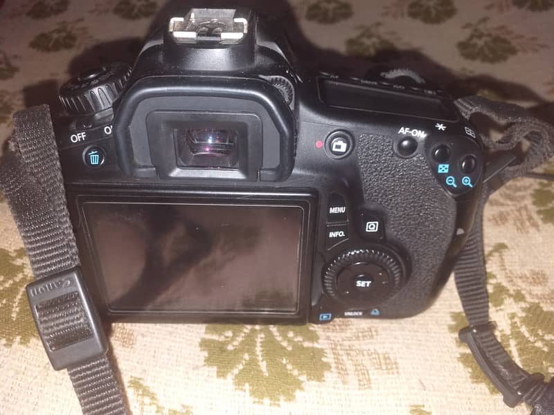 Canon 60D Dslr with 75 300 lens 1