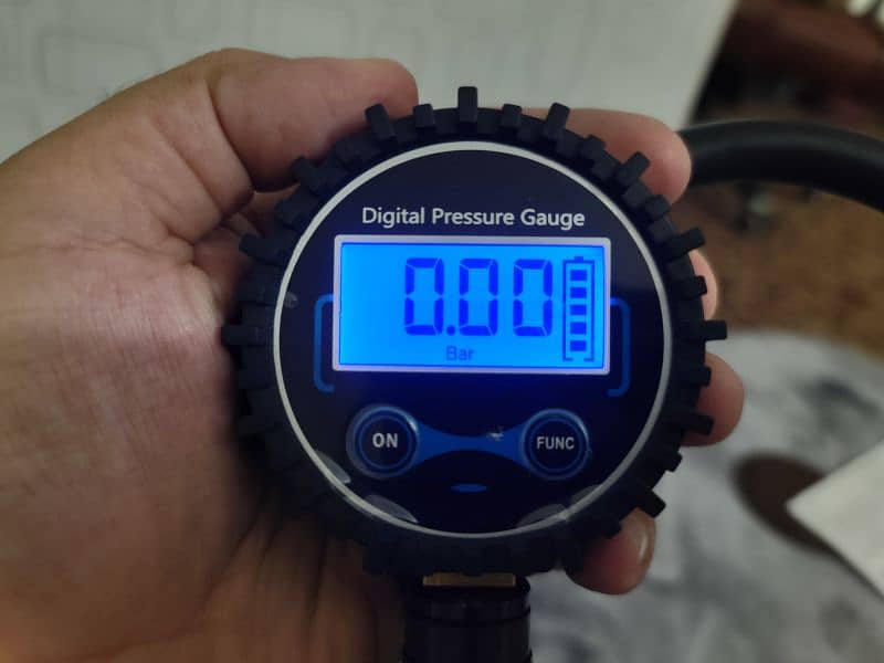 Digital Pressure Gauge 2