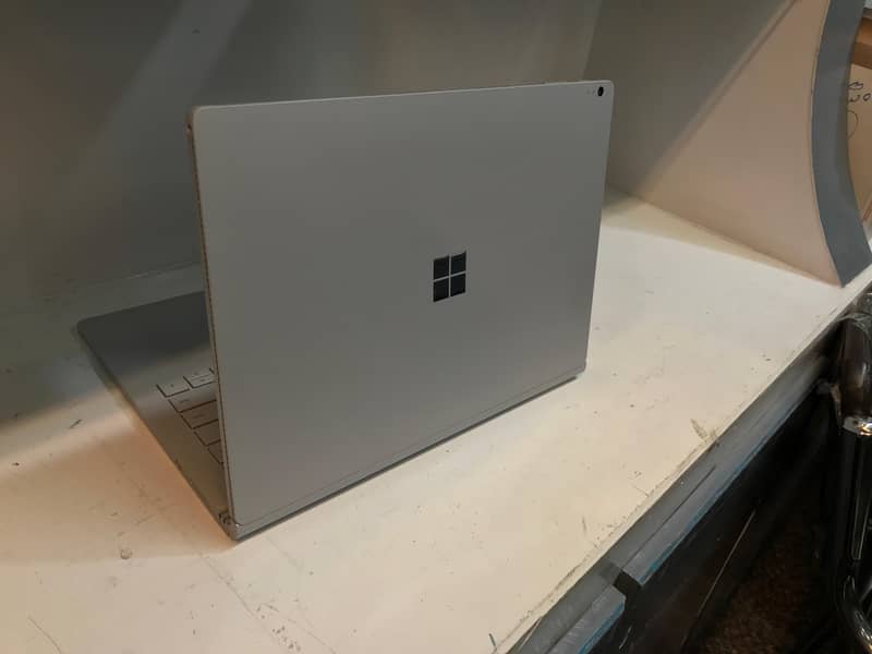 Surface i5 6 GENARATION ROM 8gb SSD 128 gb 0