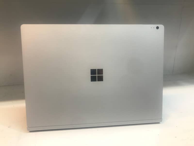 Surface i5 6 GENARATION ROM 8gb SSD 128 gb 2