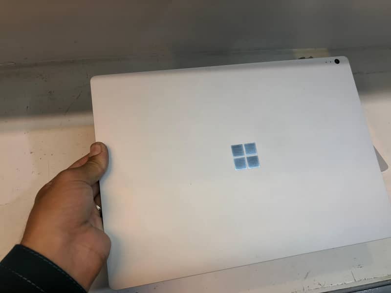 Surface i5 6 GENARATION ROM 8gb SSD 128 gb 19