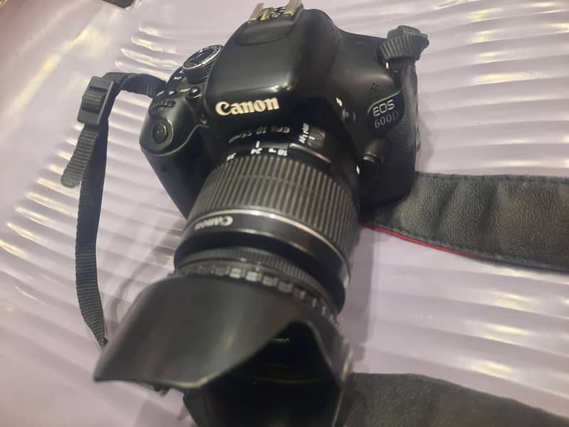 Canon 600D Dslr with18:55 lens 0