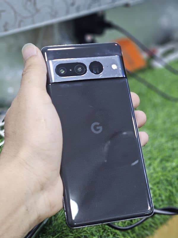 Google pixel  7 pro Non PTA 1