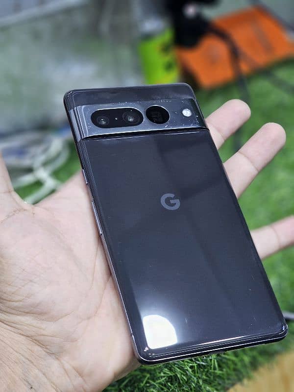 Google pixel  7 pro Non PTA 2