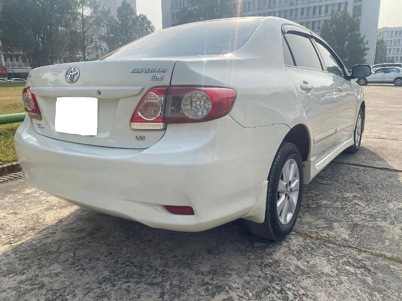 Toyota Corolla GLI 2012 4