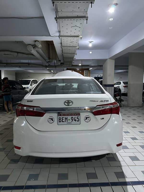 Toyota Corolla Altis 2015 3