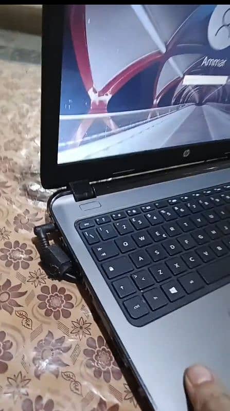 Hp 4th Gen i3 laptop 4